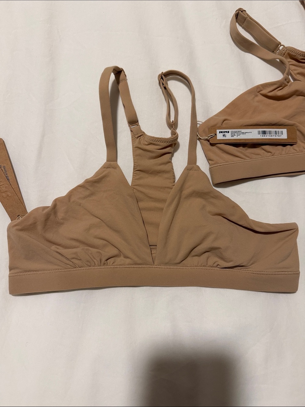 3 SKIMS Everyday Racerback Bralettes- Black & Nude - Picture 2 of 9